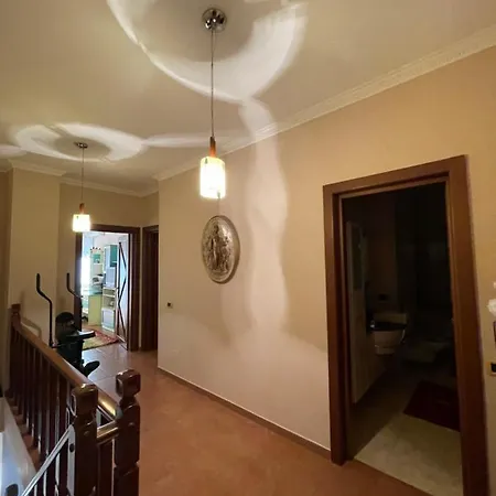 公寓 Luxury Center