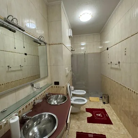 Luxury Center * Tiran